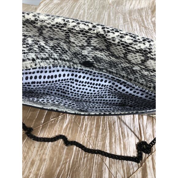 VINCE CAMUTO Leather Fold-Over Convertible Clutch Bag w/chain Strap Mob Wife - Picture 4 of 8